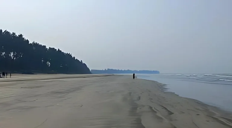 awaas beach near villa